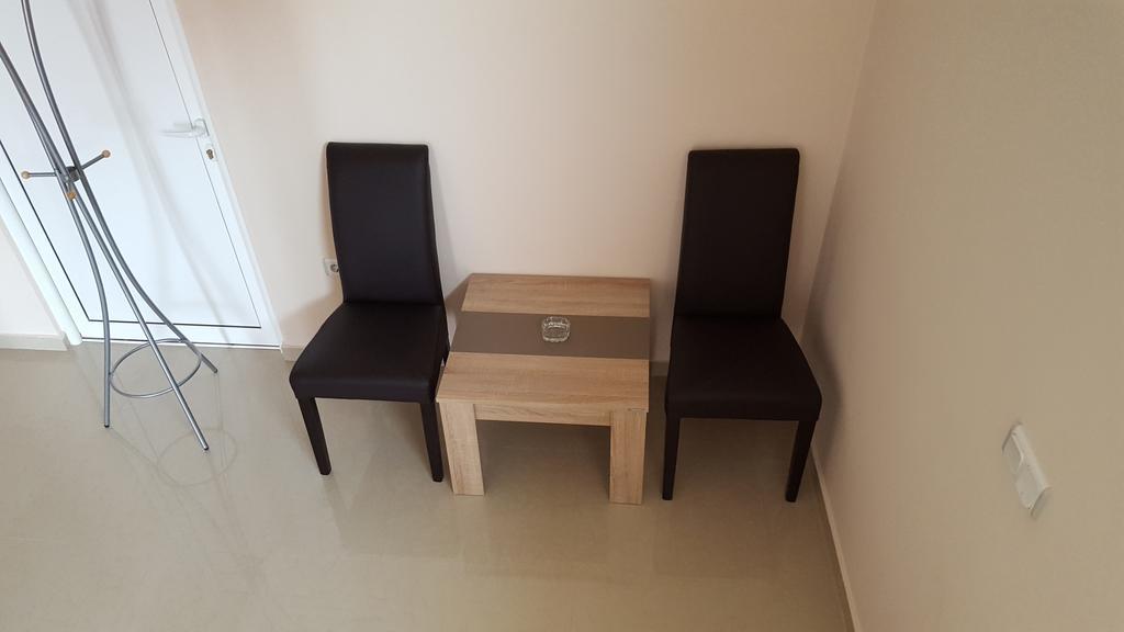 Holiday Home Kalicanin Bar Bilik gambar